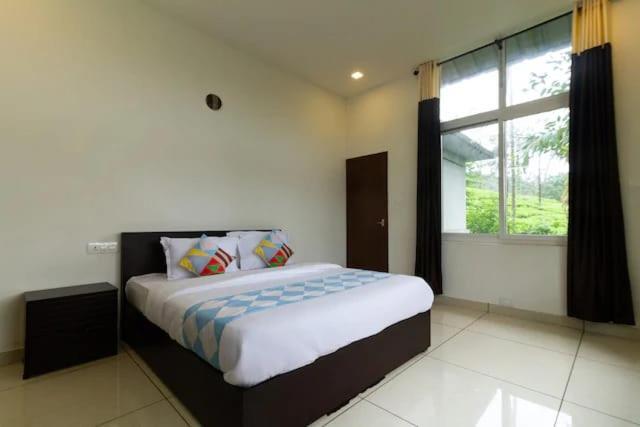 Letstay Vythiri Hill Palace Ngoại thất bức ảnh