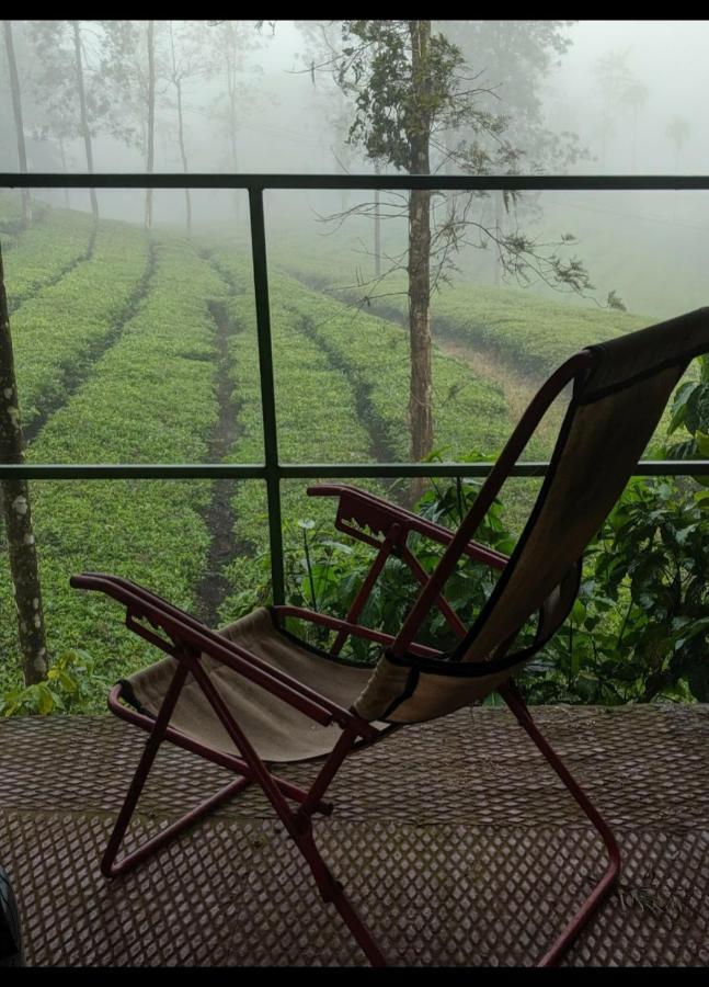 Letstay Vythiri Hill Palace Ngoại thất bức ảnh